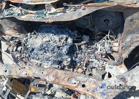 2016 Honda Odyssey Se z USA, uszkodzony, nr VIN 5FNRL5H37GB069953